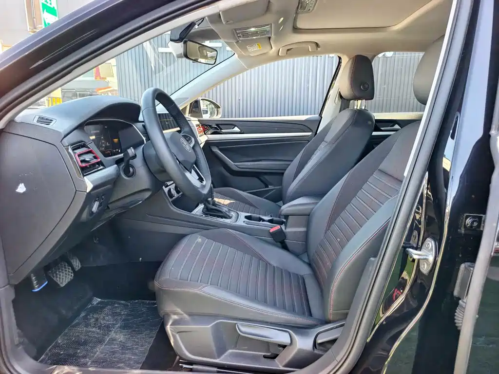 Lavida 2024 300TSI DSG Starry Sky Full Edition купить на сайте DeffCars