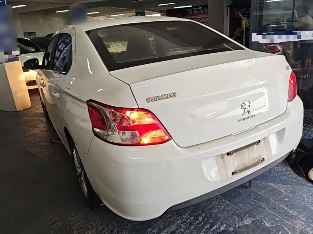 Peugeot 301 2016 1.6L manual comfort version купить на сайте DeffCars