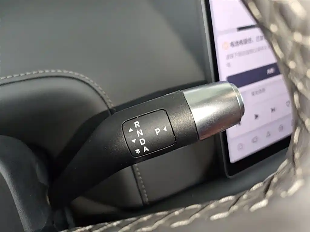 Ideal L8 2024 Ultra купить на сайте DeffCars