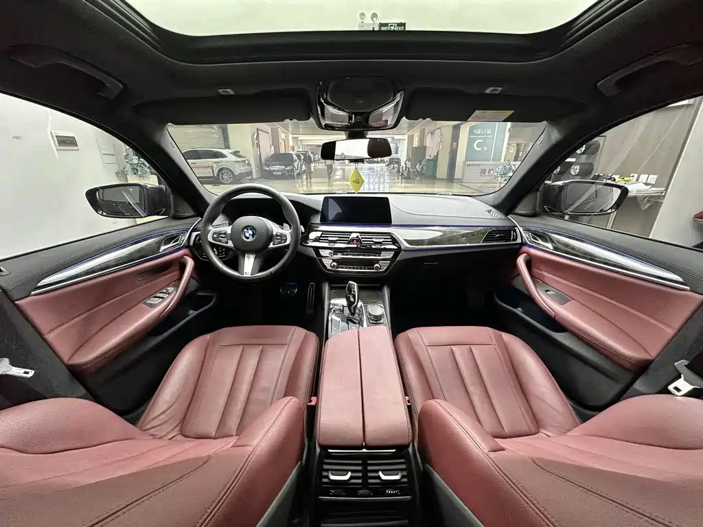 BMW 5 Series 2018 facelift 530Li Exclusive M Sports Package купить на сайте DeffCars