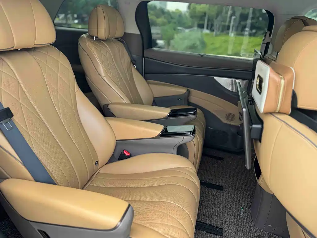Denza D9 2022 DM-i 970 four-wheel drive flagship model купить на сайте DeffCars