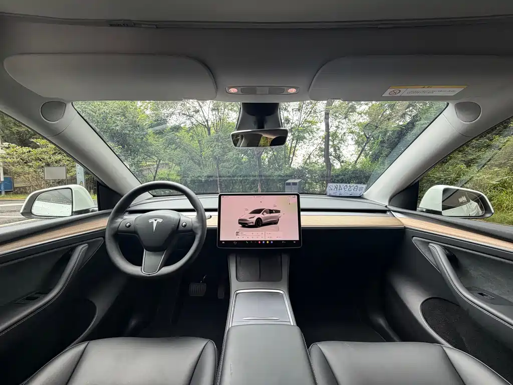 Model Y 2022 facelift rear-wheel drive version купить на сайте DeffCars
