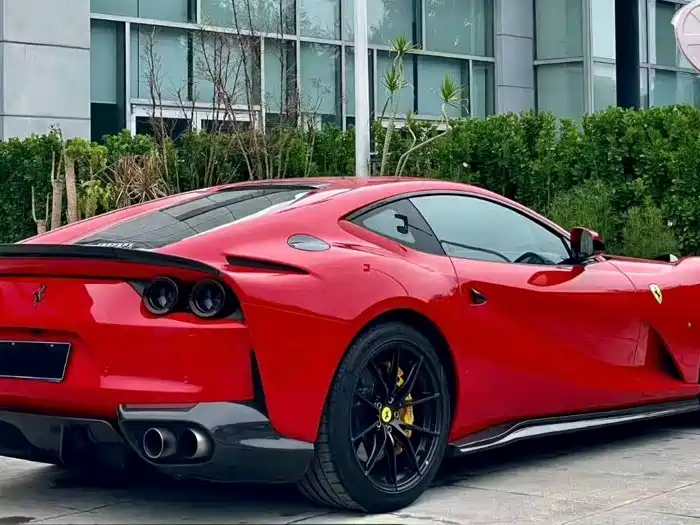 Ferrari 812 2017 6.5L Superfast купить на сайте DeffCars