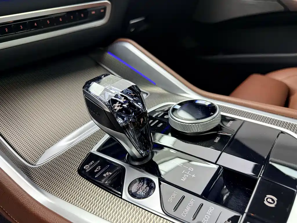 BMW X6 2022 facelift second xDrive40i M sports package купить на сайте DeffCars