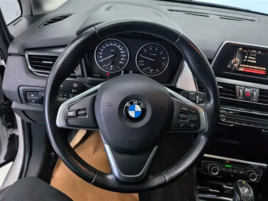 BMW 2 Series Station Wagon 2016 218i Fashion Model купить на сайте DeffCars