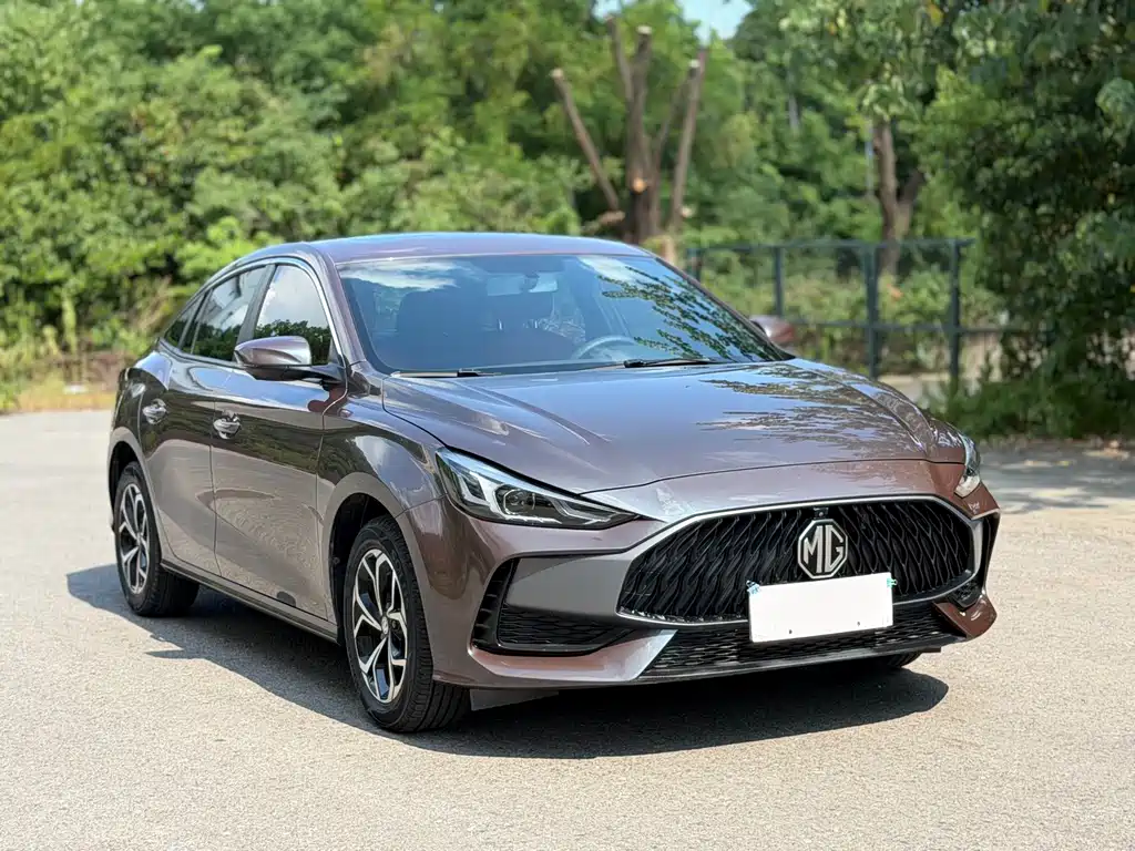 MG5 2022 180DVVT CVT Youth Deluxe Edition купить на сайте DeffCars