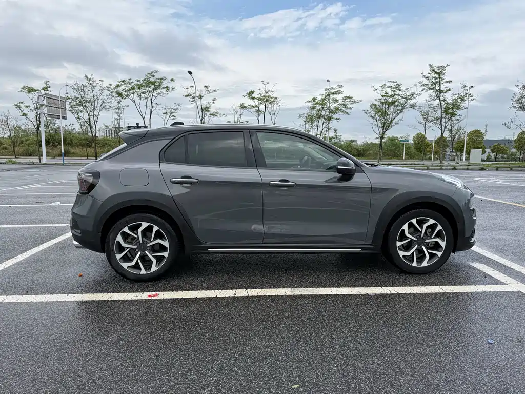 Lynk & Co 02 2019 High-Energy Version 2.0T Automatic Two-wheel Drive Pro Version National VI купить на сайте DeffCars