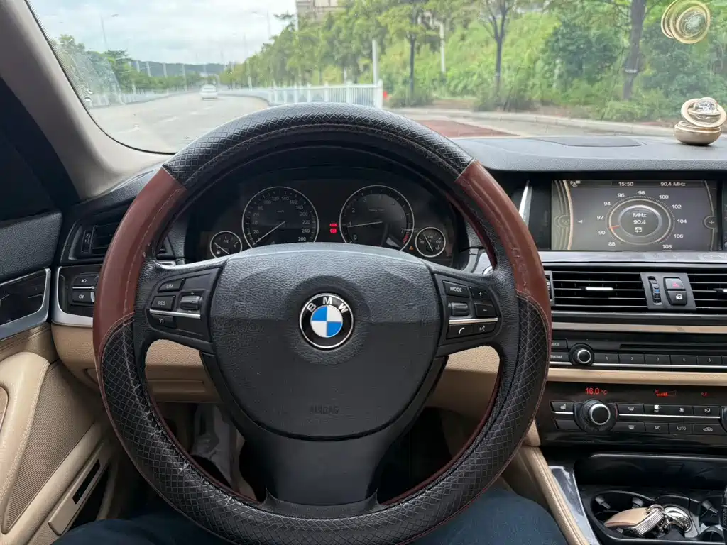 BMW 5 Series 2013 525Li Leading купить на сайте DeffCars