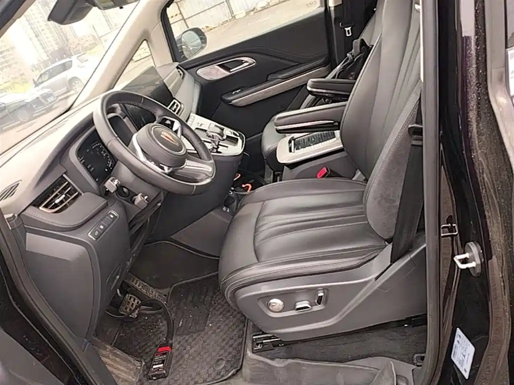 Hongqi HQ9 PHEV 2024 2.0T four-wheel drive business version купить на сайте DeffCars