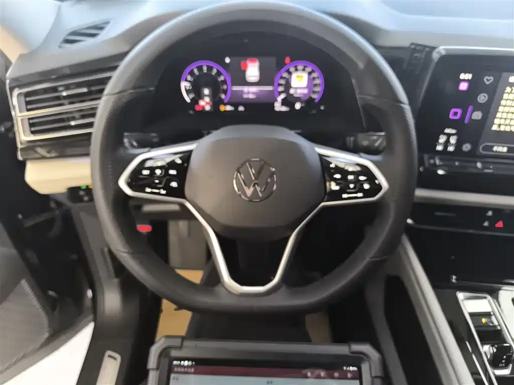 Touron 2021 380TSI four-wheel drive supreme flagship version купить на сайте DeffCars