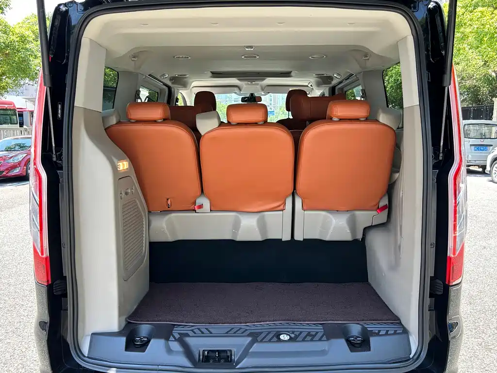 Tourneo 2020 2.0T Automatic Elite Edition Country VI купить на сайте DeffCars