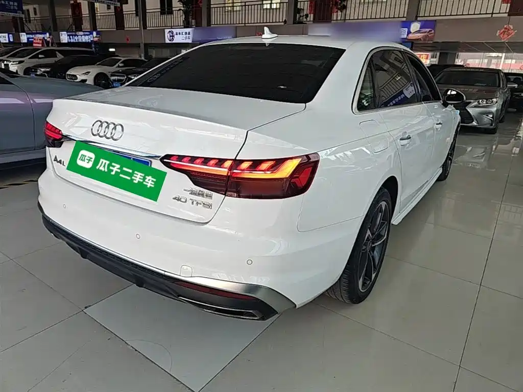 Audi A4L 2024 40 TFSI Fashionable and Dynamic купить на сайте DeffCars