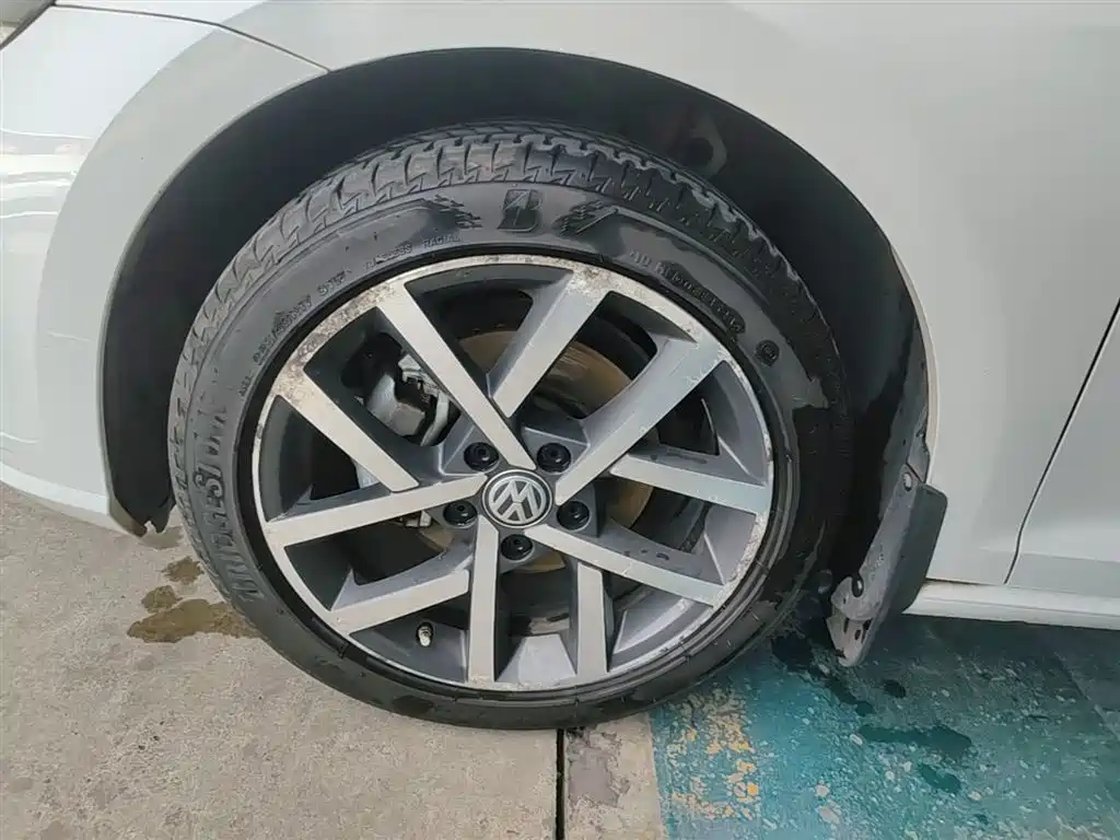Golf 2018 230TSI automatic luxury model купить на сайте DeffCars