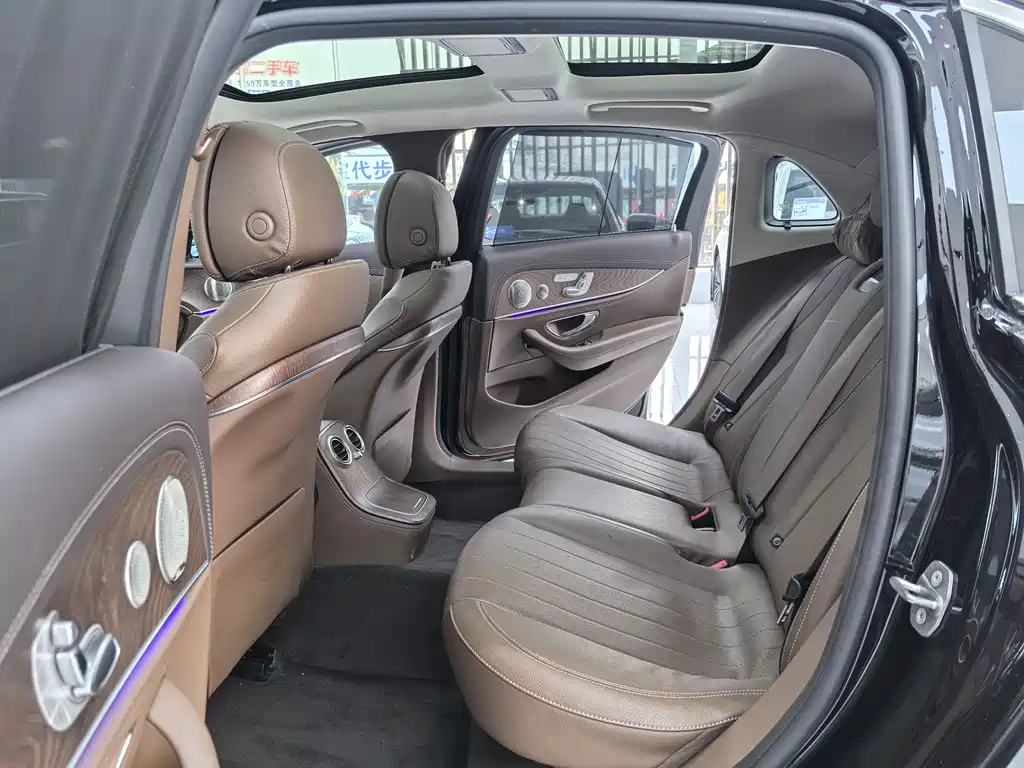 Mercedes-Benz E-Class 2023 E 300 L Luxury Model купить на сайте DeffCars