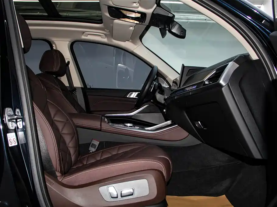 BMW X5 2023 xDrive 30Li Exclusive M Sports Night Package купить на сайте DeffCars
