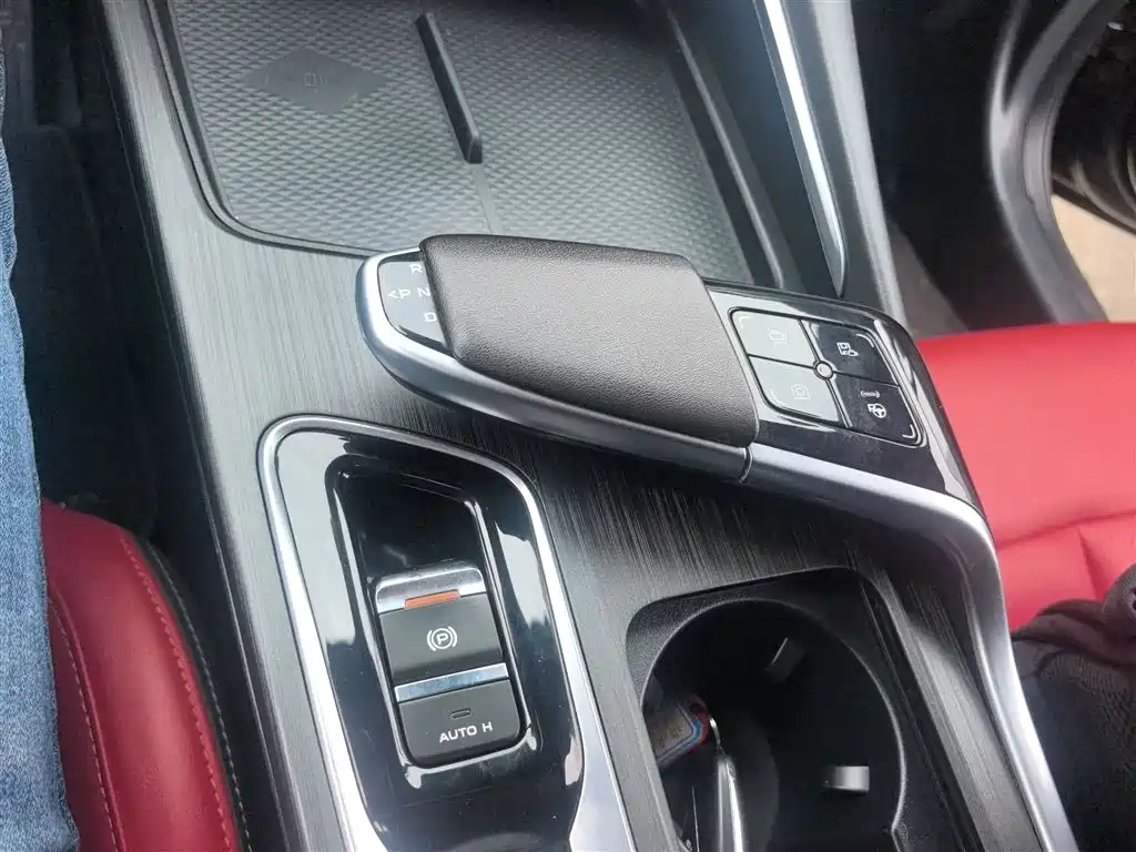 Changan UNI-T 2020 1.5T flagship model купить на сайте DeffCars