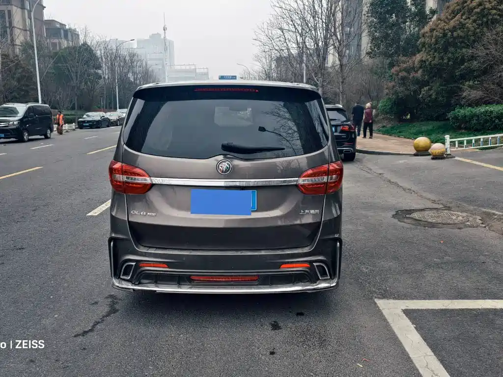 Buick GL8 2017 25S Comfort Type National V купить на сайте DeffCars