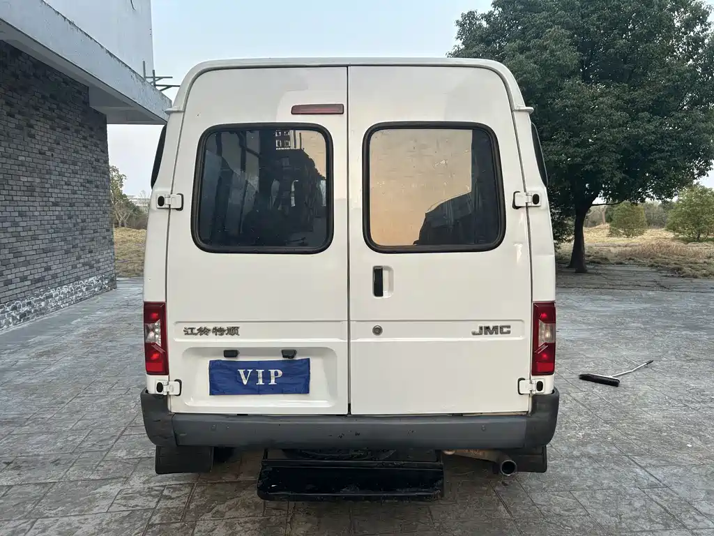 Teshun 2019 2.8T commercial short-axle mid-top 6-seater National VI JX493 купить на сайте DeffCars