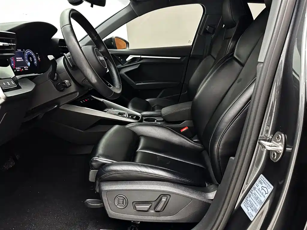 Audi A3 2021 Sportback 35 TFSI aggressive sports model купить на сайте DeffCars