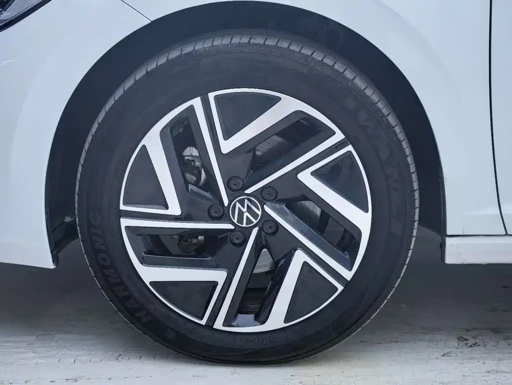 Sagitar 2023 280TSI DSG surpasses Lite version купить на сайте DeffCars