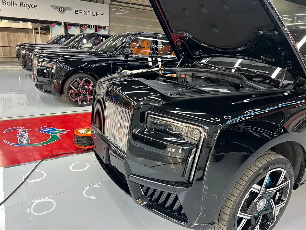 Cullinan 2024 Black Badge купить на сайте DeffCars