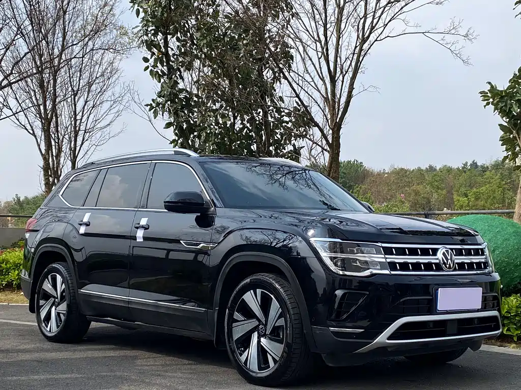 Touron 2022 330TSI two-wheel drive luxury version купить на сайте DeffCars