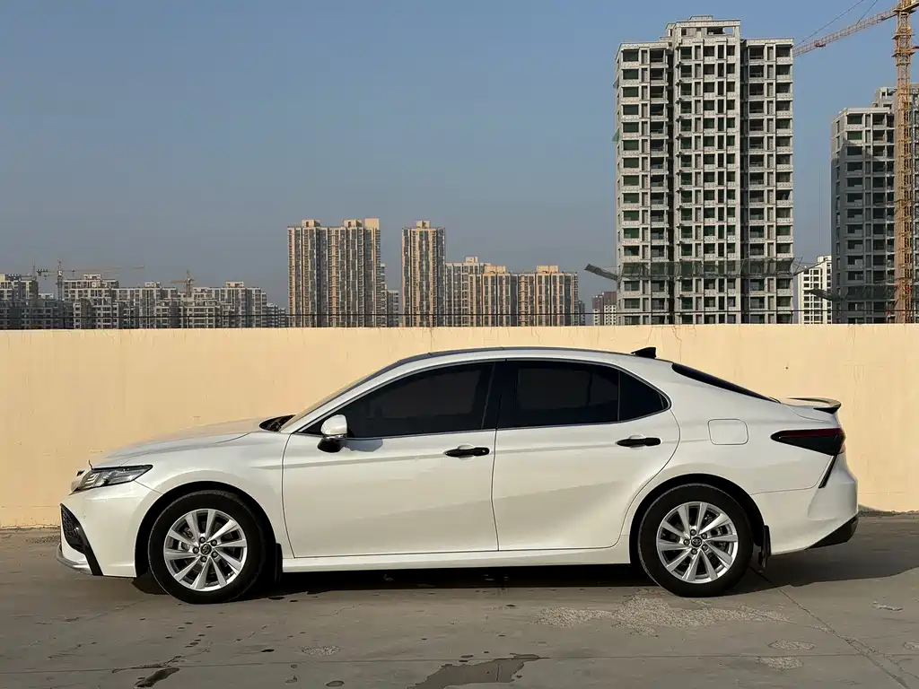 Camry 2023 2.0G Deluxe Edition купить на сайте DeffCars