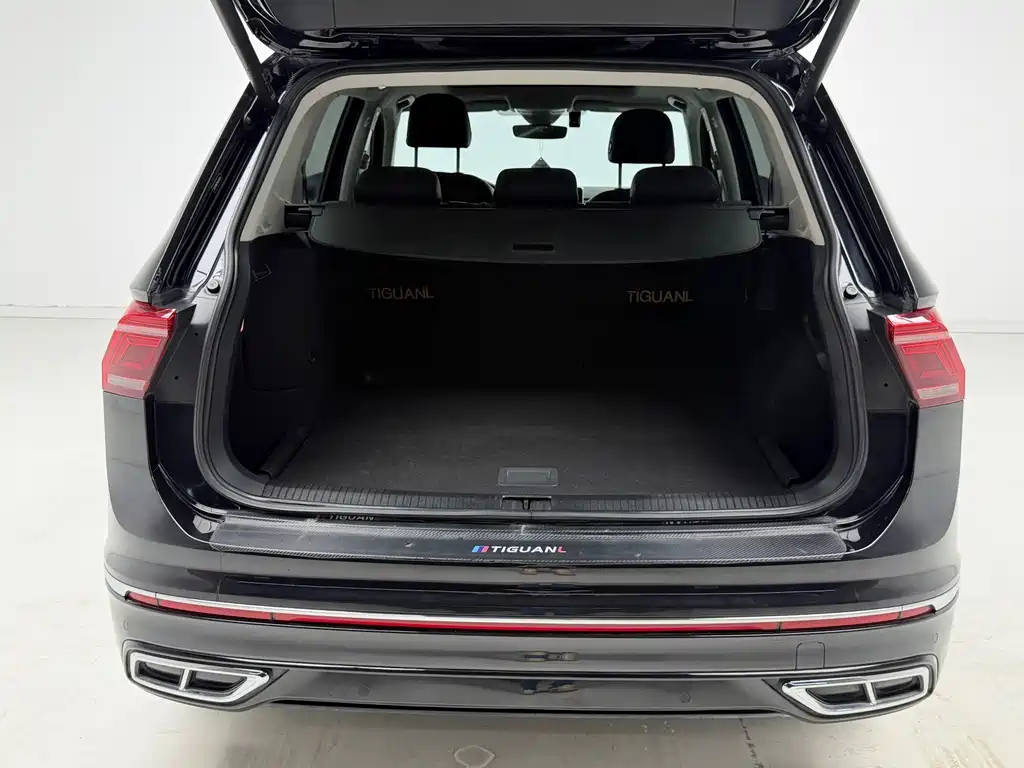 Tiguan L PHEV 2022 430PHEV Plug-in Hybrid Ultimate Edition купить на сайте DeffCars