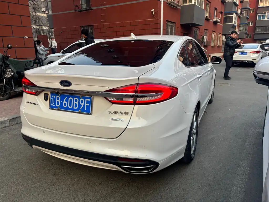 Mondeo 2018 EcoBoost 200 Luxury купить на сайте DeffCars