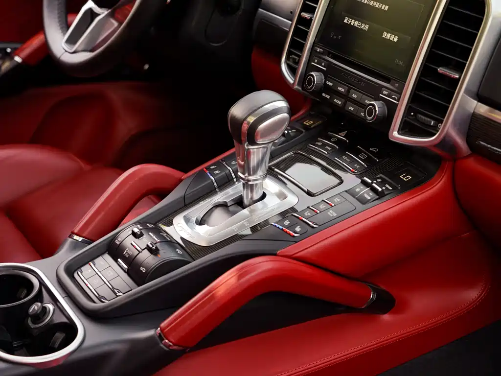Cayenne 2016 Cayenne Turbo S 4.8T купить на сайте DeffCars