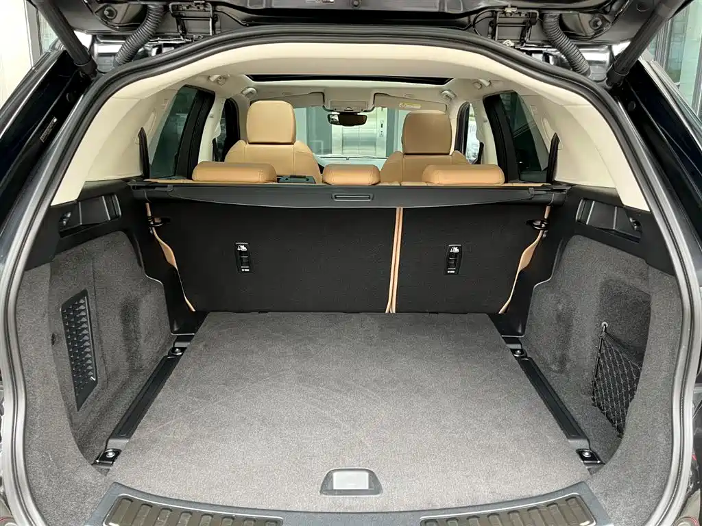 Discovery Sport 2025 249PS Performance Technology Edition купить на сайте DeffCars