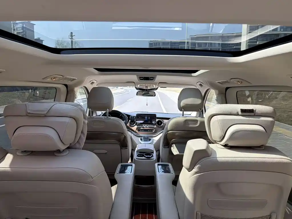 Mercedes-Benz V-Class 2020 V 260 Premium Edition купить на сайте DeffCars