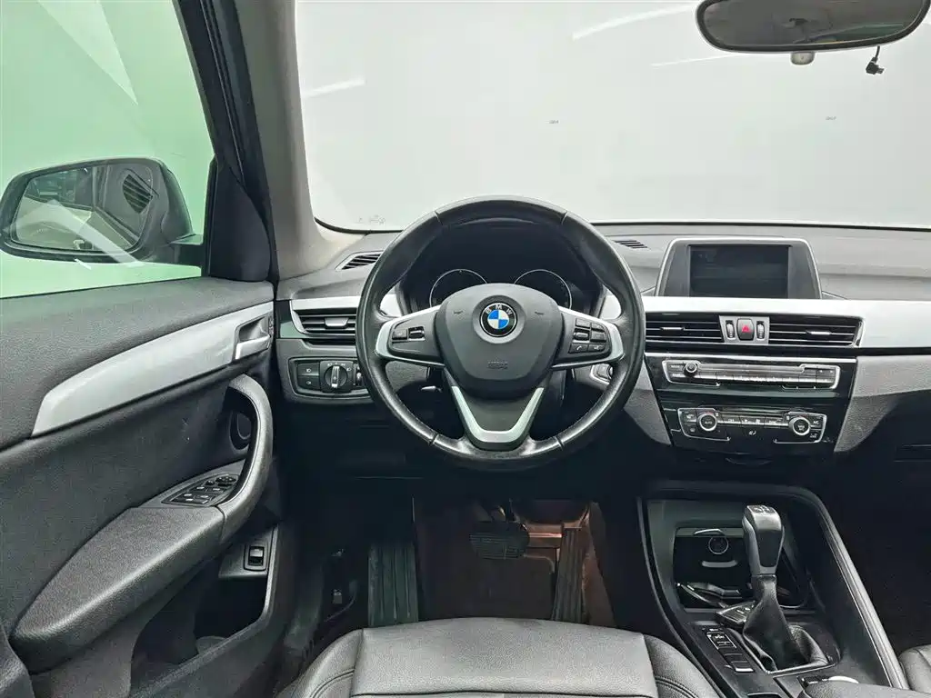 BMW X1 2019 sDrive18Li Fashion Model купить на сайте DeffCars