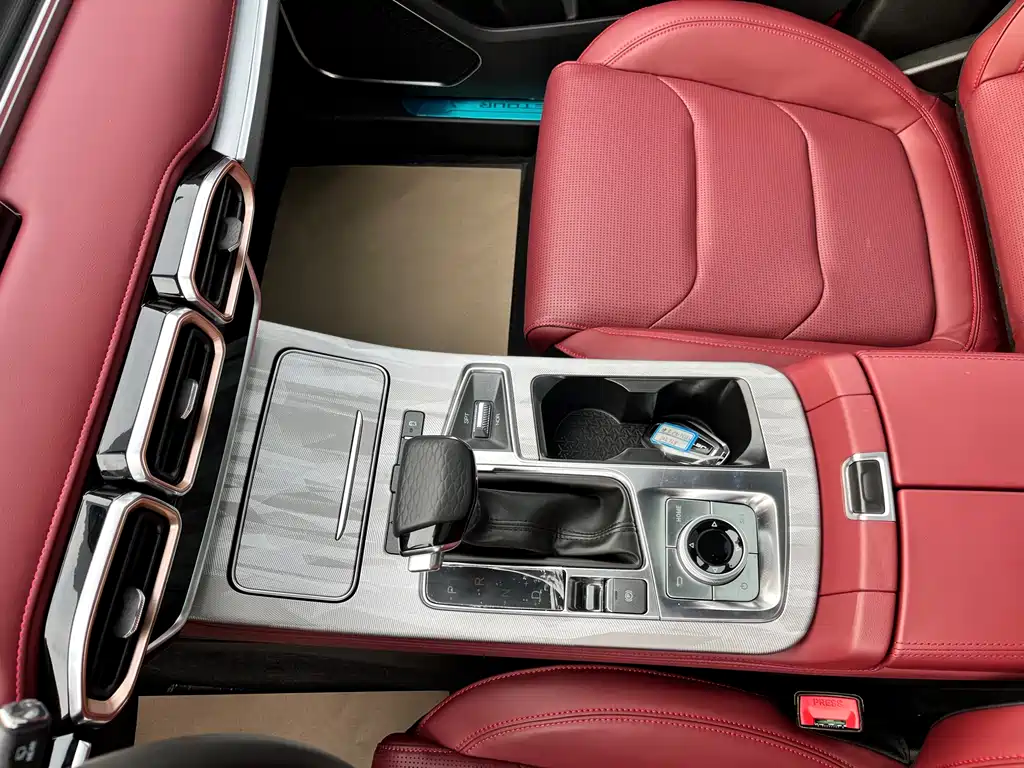 Jietu X70 PLUS 2025 1.5T CVT flagship PRO 5-seater купить на сайте DeffCars