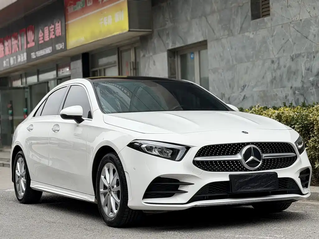 Mercedes-Benz A-Class 2021 A 200 L Sports Sedan Fashionable купить на сайте DeffCars