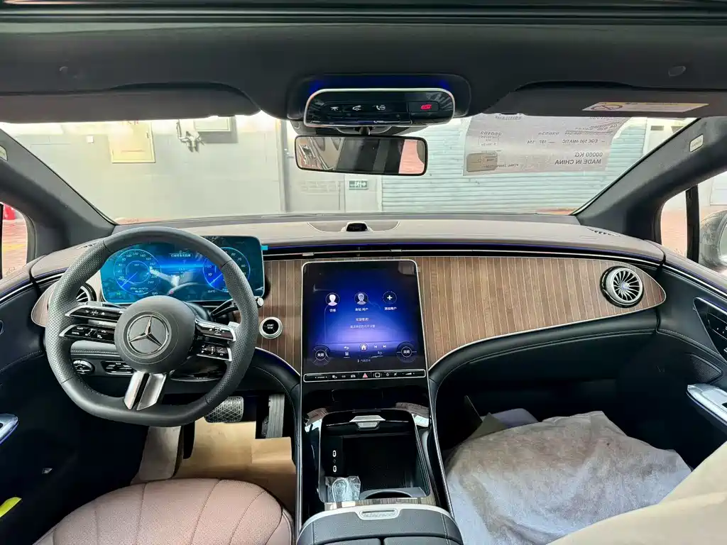 Mercedes-Benz EQE 2025 500 4MATIC Pioneer Edition купить на сайте DeffCars