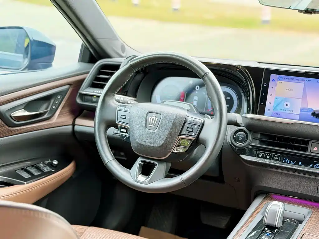 Crown Imports 2024 2.5L Supreme Edition купить на сайте DeffCars