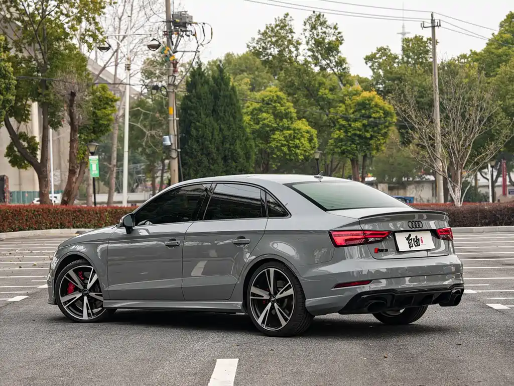 Audi RS 3 2017 RS 3 2.5T Limousine купить на сайте DeffCars