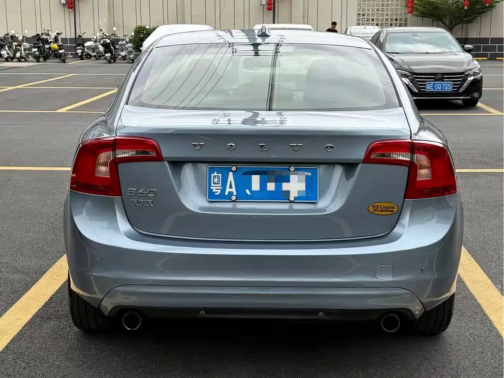 Volvo S60 2018 S60L T3 Smart Edition купить на сайте DeffCars