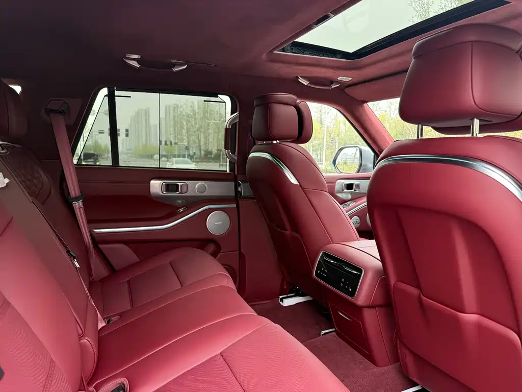 Tank 700 New Energy 2024 Hi4-T Extreme Edition купить на сайте DeffCars