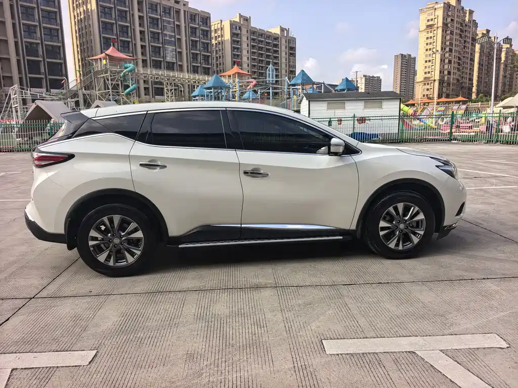 Loulan 2021 2.5L XL 2WD Intelligent Connected Deluxe Edition купить на сайте DeffCars