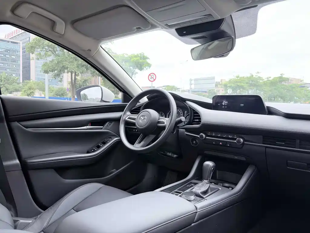 Mazda Axela 2021 2.0L automatic quality engine version купить на сайте DeffCars