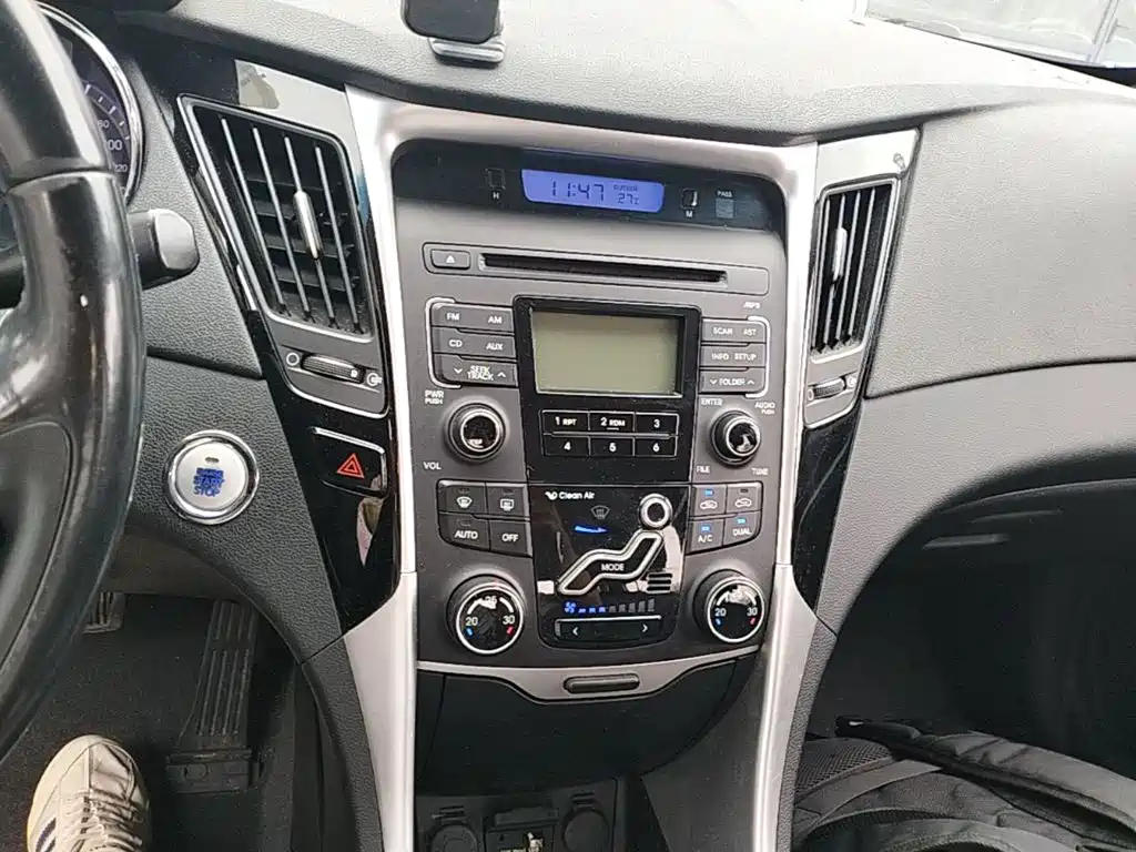 Sonata 2015 Classic 2.0L Automatic Deluxe Edition купить на сайте DeffCars