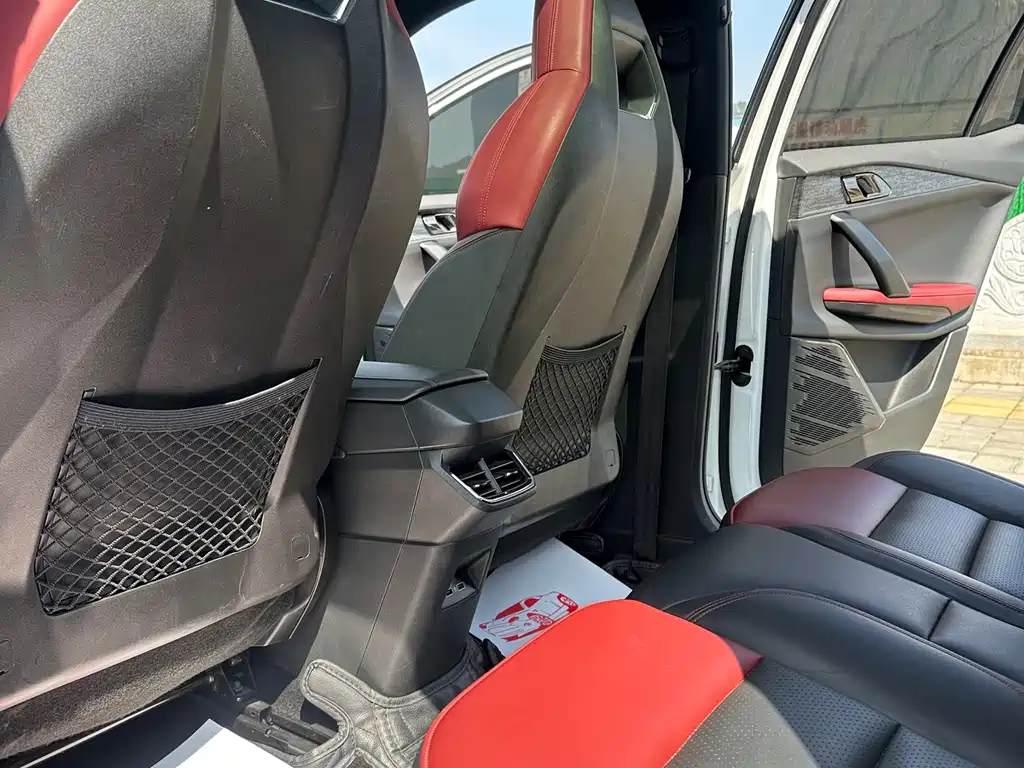 Lynk & Co 06 2020 1.5T Plus купить на сайте DeffCars