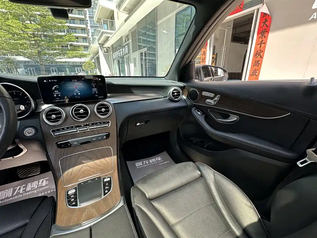Mercedes-Benz GLC 2022 facelift GLC 260 L 4MATIC luxury model купить на сайте DeffCars