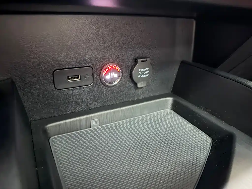 Emgrand S 2021 1.4T CVT flagship model купить на сайте DeffCars