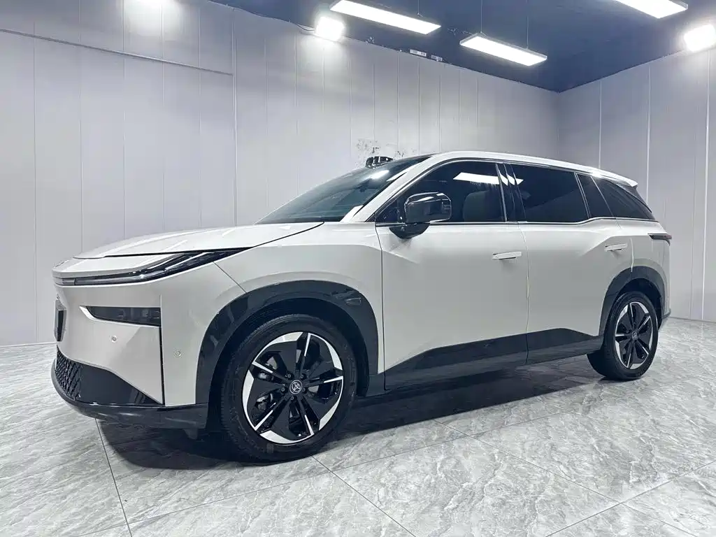 Platinum 3X 2025 520 Pro+ lidar version купить на сайте DeffCars