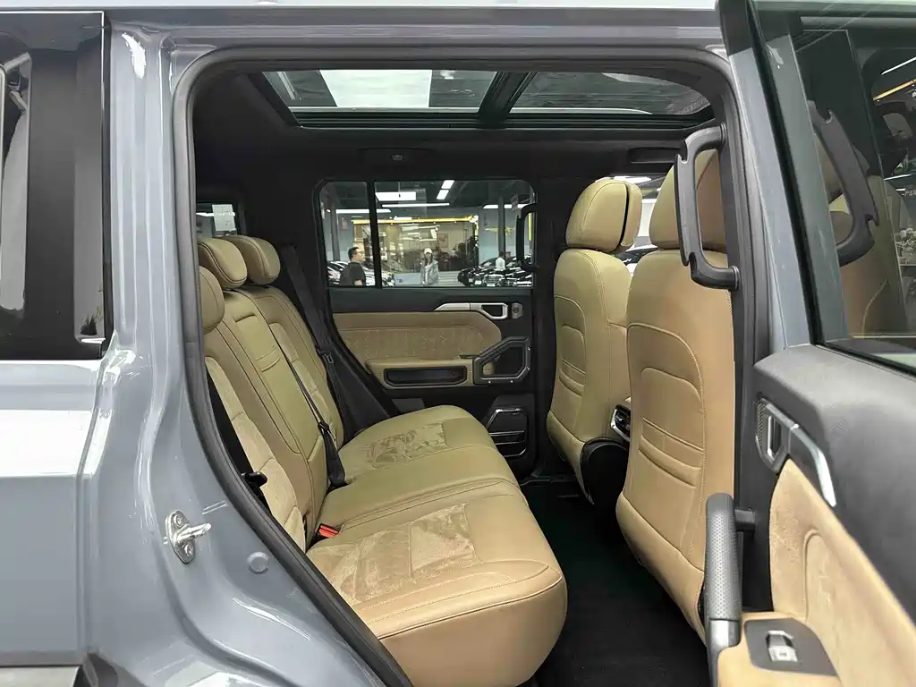 Jietu Traveler 2023 2.0T four-wheel drive crossover PRO+ купить на сайте DeffCars