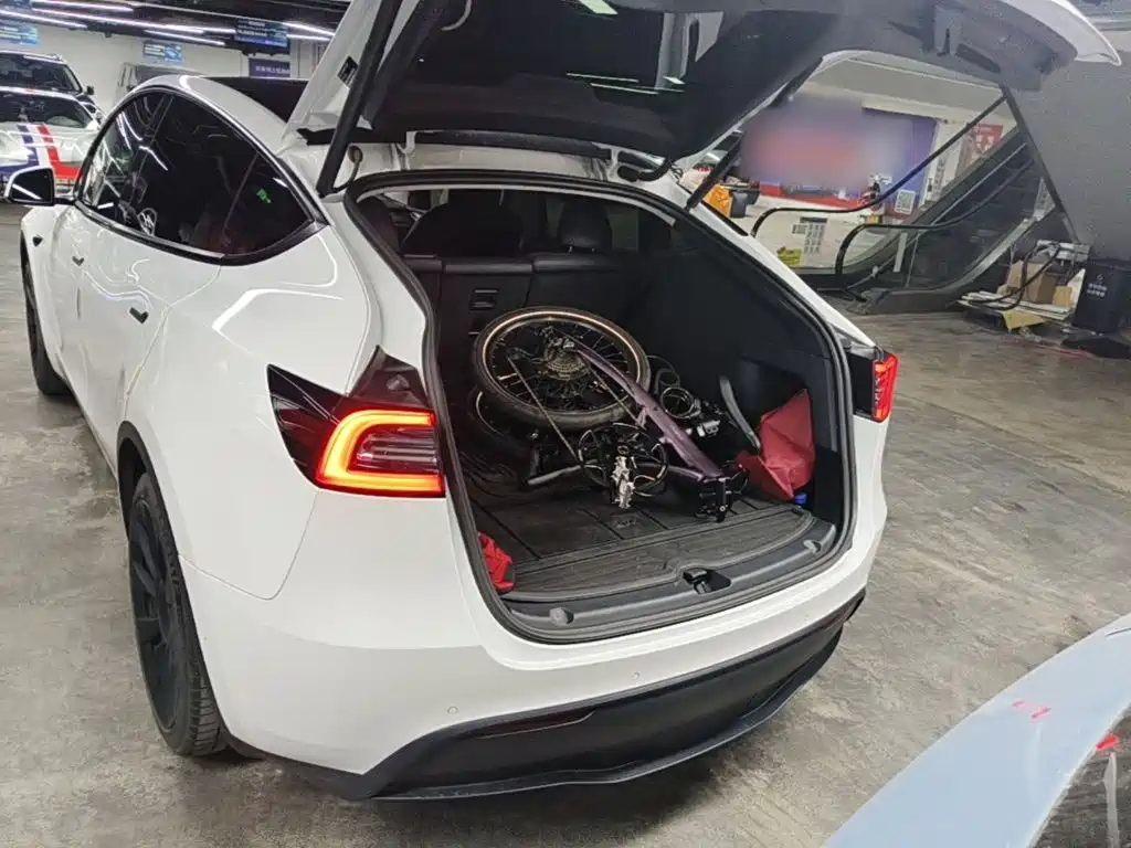 Model Y 2021 long-range all-wheel drive version купить на сайте DeffCars