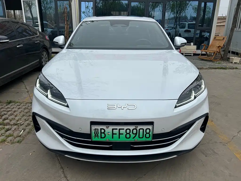 Seal 06 2025 DM-i Smart Driving Edition 120KM Exclusive Type купить на сайте DeffCars